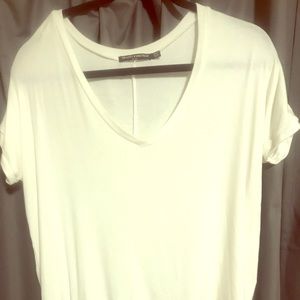 Brandy Melville loose Tee